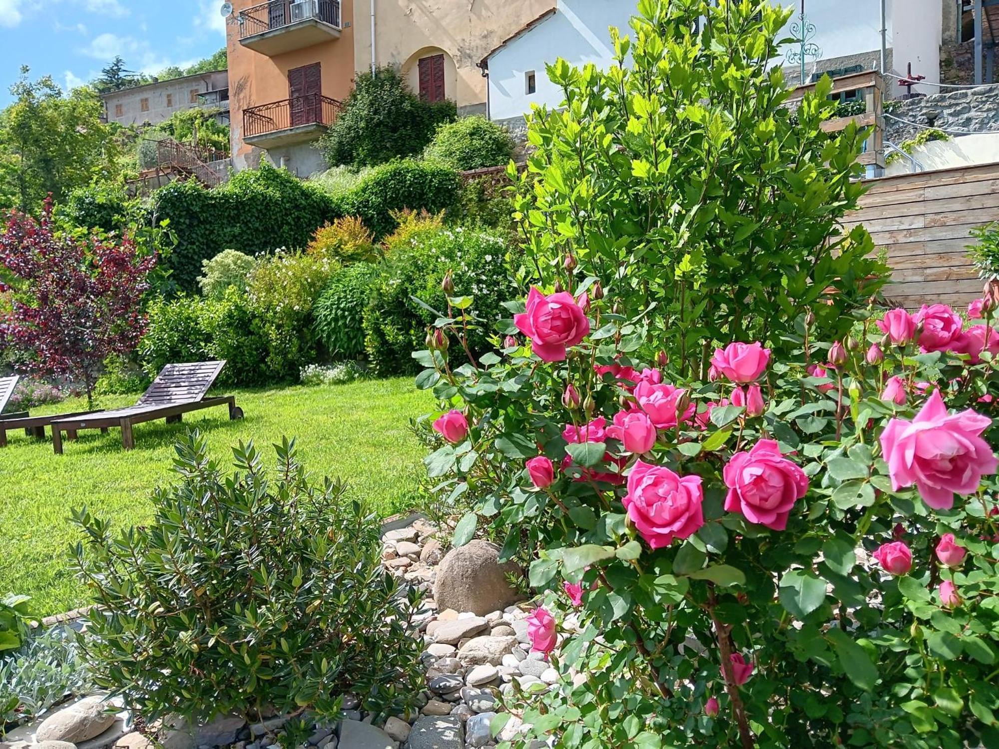 Monti Guesthouse Monti di Licciana Nardi Dış mekan fotoğraf