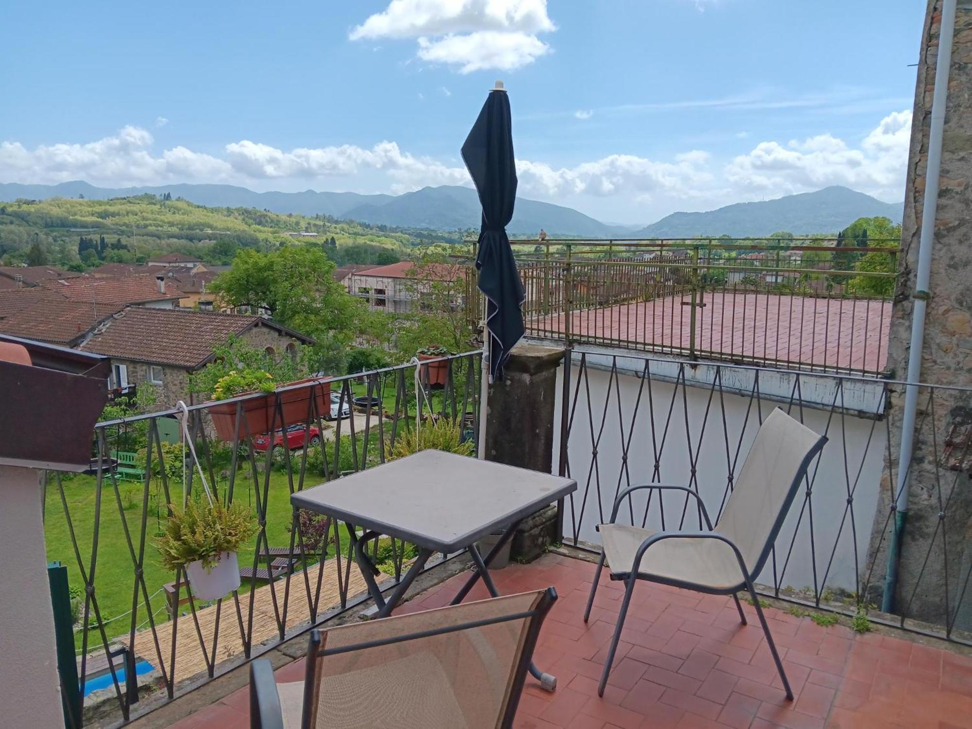 Monti Guesthouse Monti di Licciana Nardi Oda fotoğraf