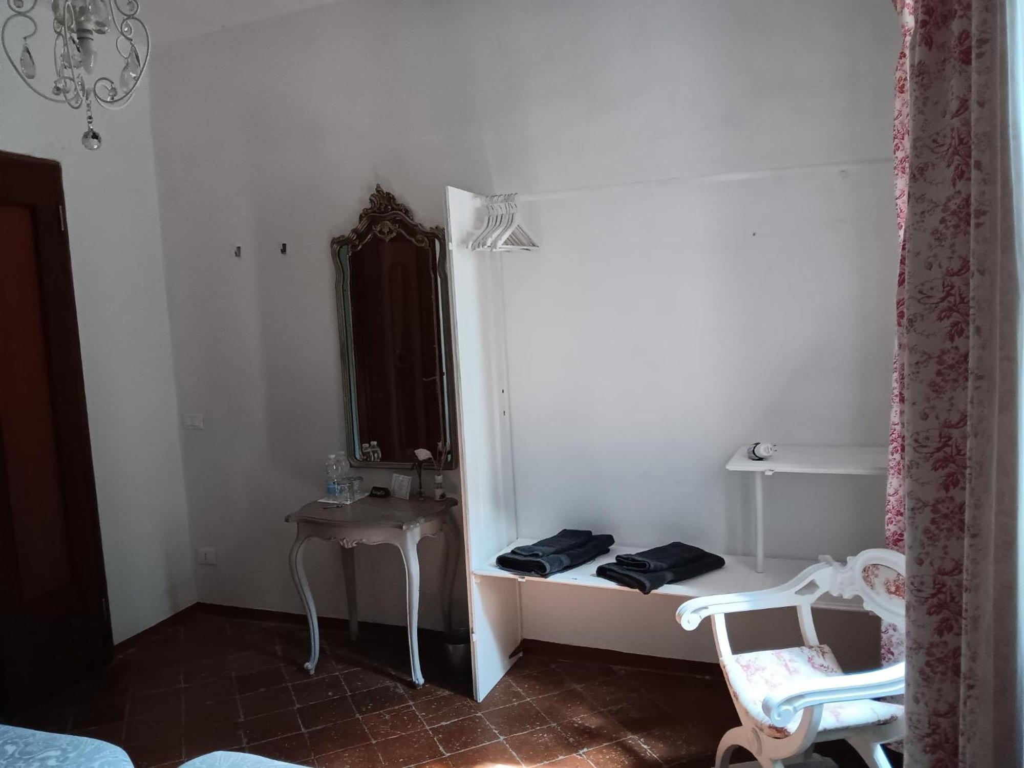 Monti Guesthouse Monti di Licciana Nardi Dış mekan fotoğraf