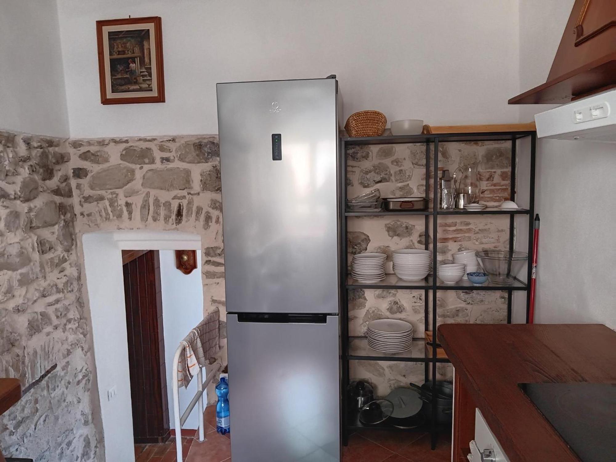Monti Guesthouse Monti di Licciana Nardi Dış mekan fotoğraf