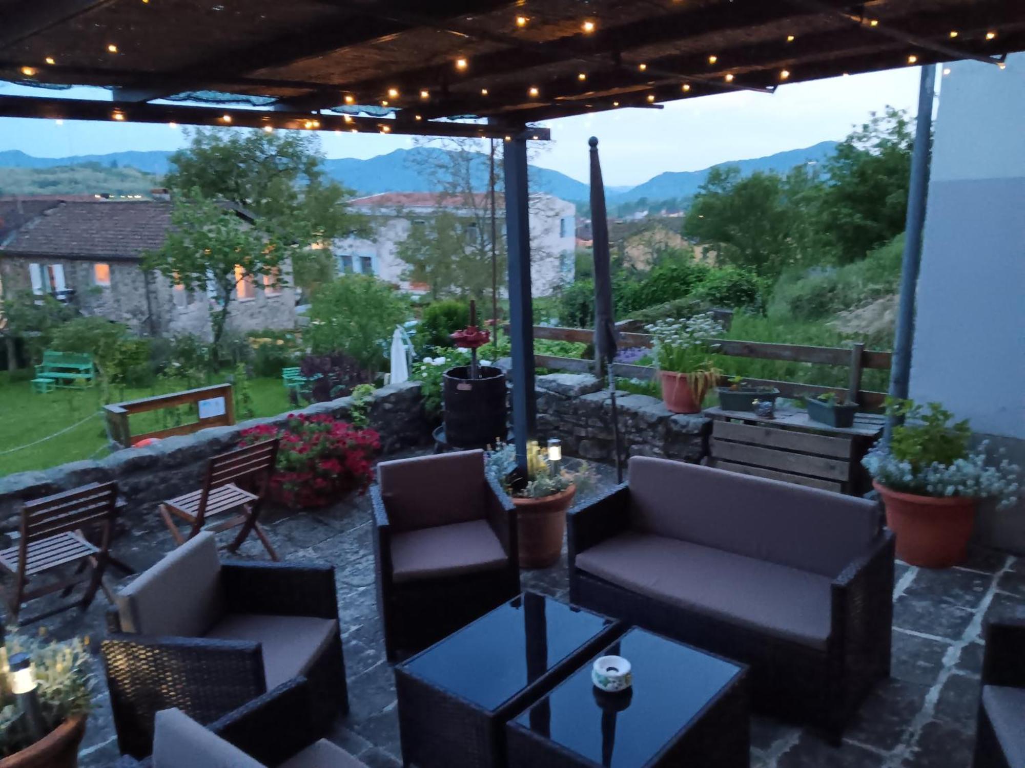 Monti Guesthouse Monti di Licciana Nardi Dış mekan fotoğraf